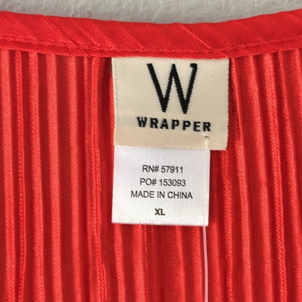 Wrapper NWT Red Pleated Dress - Picture 3 of 9